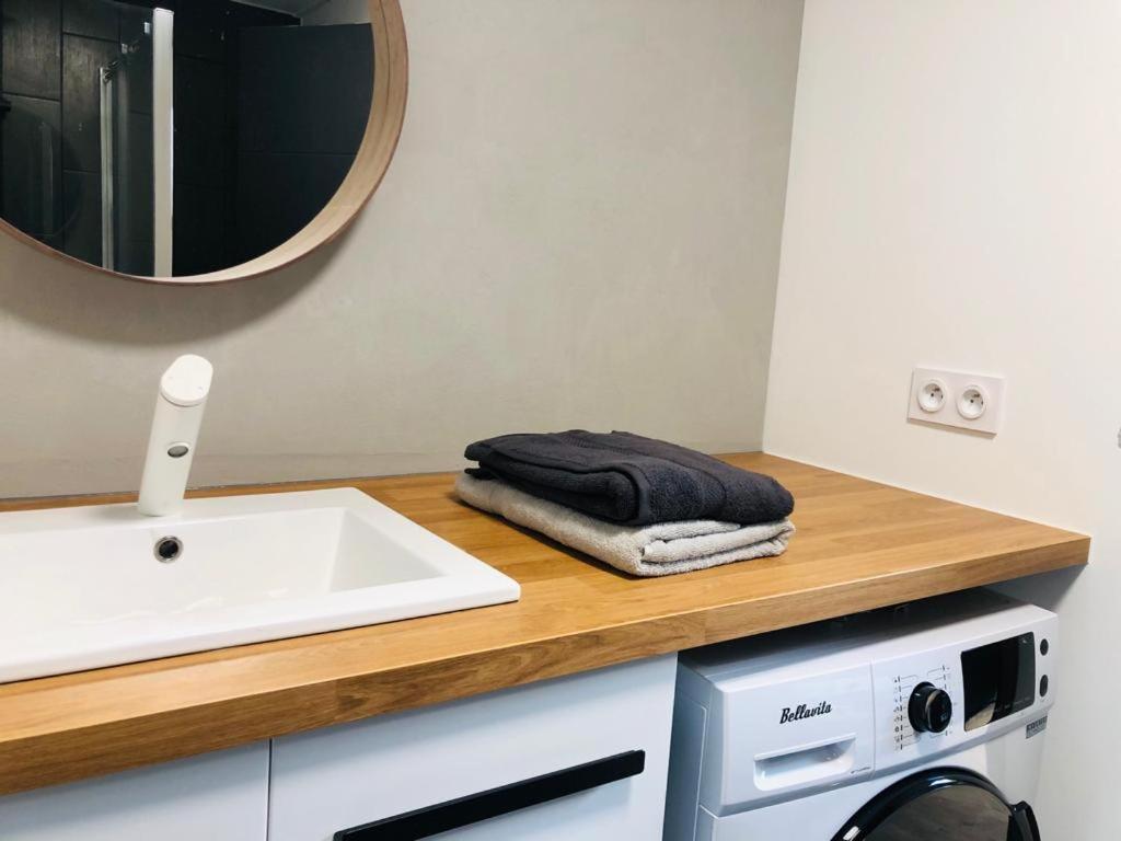 Les Appartements De Romain Et Julien Ντιζόν Εξωτερικό φωτογραφία