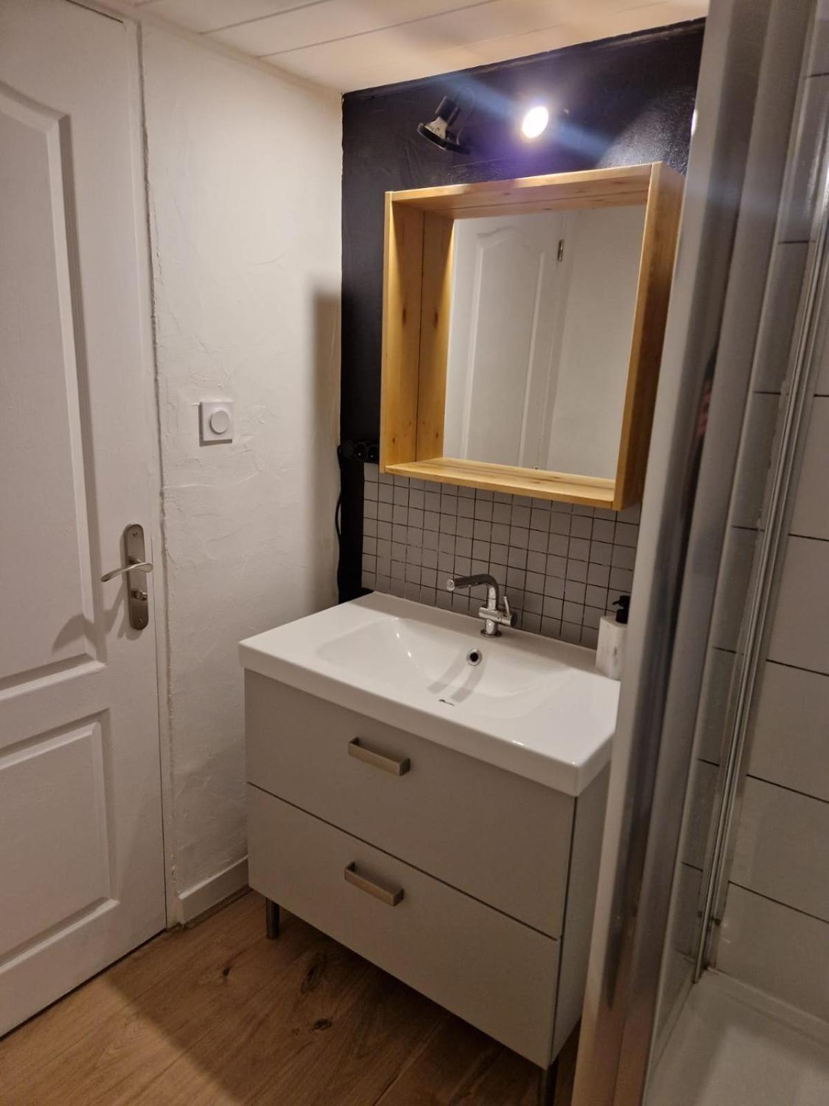 Les Appartements De Romain Et Julien Ντιζόν Εξωτερικό φωτογραφία